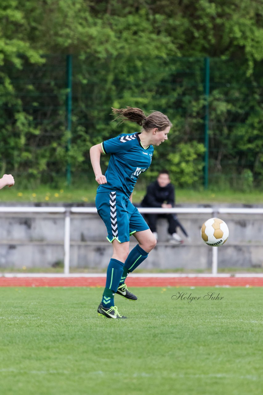 Bild 252 - B-Juniorinnen VfL Oldesloe - JSG Sdtondern : Ergebnis: 2:0